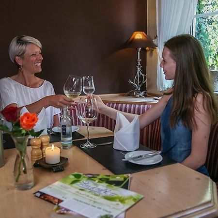 Hotel Restaurant Lindenhof Бад-Ласфе Экстерьер фото
