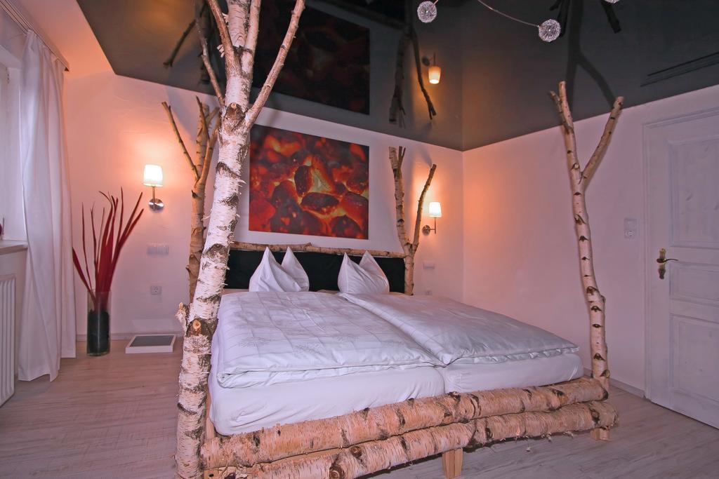 Hotel Restaurant Lindenhof Бад-Ласфе Номер фото