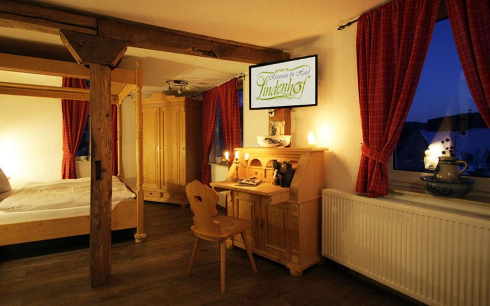 Hotel Restaurant Lindenhof Бад-Ласфе Экстерьер фото
